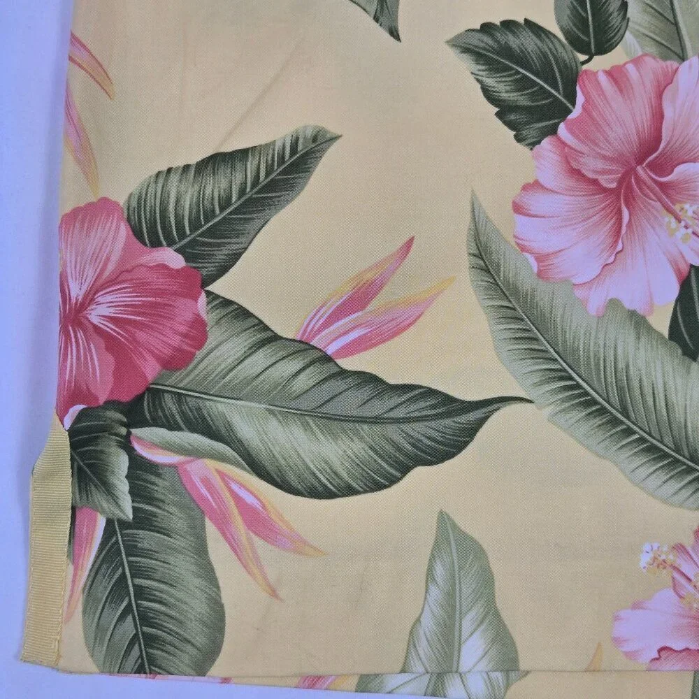 Tommy Bahama Size 6 Yellow Floral Print Skirt Side Vents Hidden Back Zipper